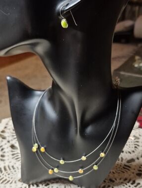 Avon Lime Green and Yellow Multi-Strand Cat's Eye Bead Necklace Set